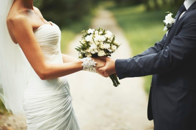 Comment choisir votre housse de chaise pour votre mariage ?